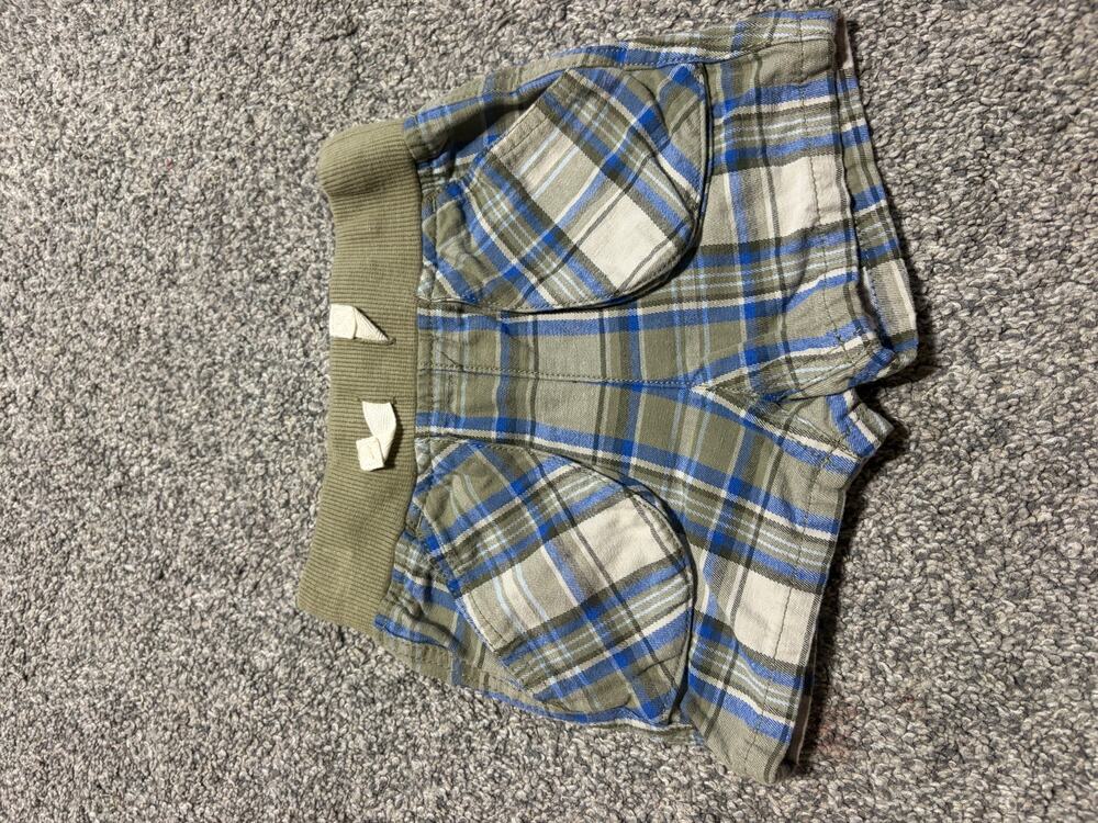 Hanna Andersson boys 18-24 months plaid shorts